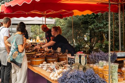 프림로즈 힐 푸드 마켓 (Primrose Hill Food Market)